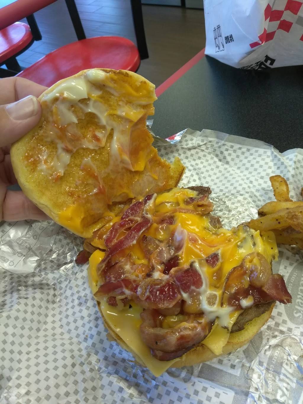 Checkers | restaurant | 930 FL-104, Jacksonville, FL 32218, USA | 9046960306 OR +1 904-696-0306