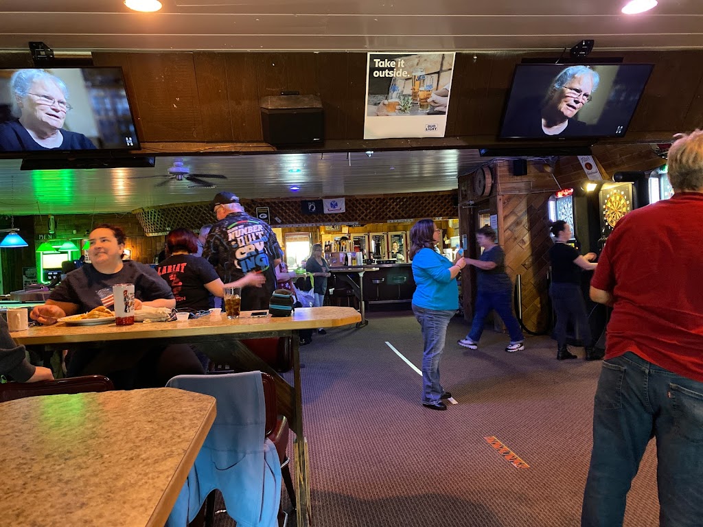 The Lariat Inn | restaurant | 11820 N Market St, Mead, WA 99021, USA | 5093159752 OR +1 509-315-9752