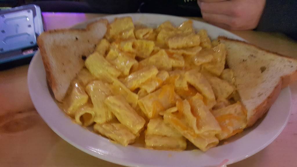 Shafer Saloon Bar & Grill | restaurant | 30220 Redwing Ave, Shafer, MN 55074, USA | 6512571615 OR +1 651-257-1615