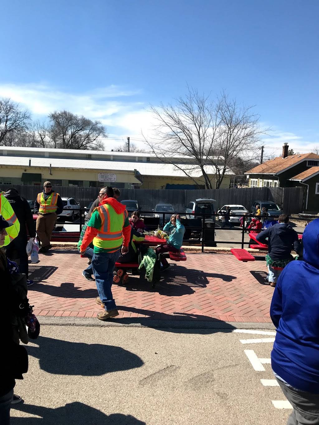 Dukes Blues n BBQ | restaurant | 112 Railroad St, East Dundee, IL 60118, USA | 2245872677 OR +1 224-587-2677