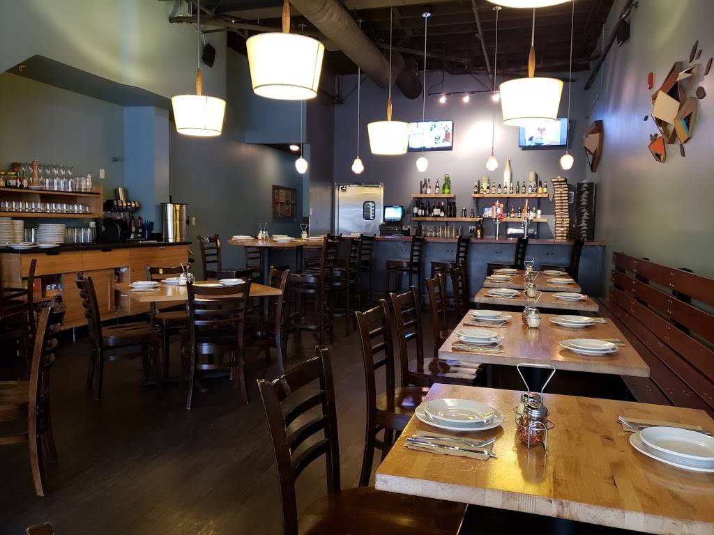 Blue Line Pizza | restaurant | 146 Castro St, Mountain View, CA 94041, USA | 6509387888 OR +1 650-938-7888