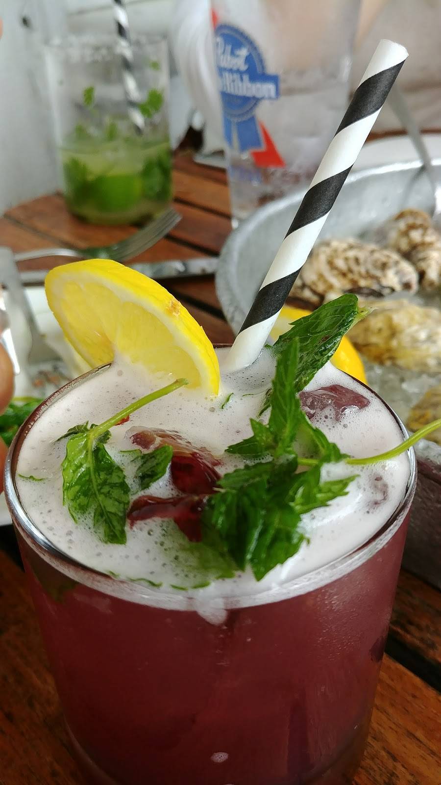 Purdys Farmer & the Fish | restaurant | 100 Titicus Rd, North Salem, NY 10560, USA | 9146178380 OR +1 914-617-8380