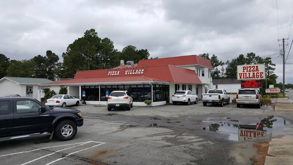 Pizza Village Of Beulaville | restaurant | 811 W Main St, Beulaville, NC 28518, USA | 9102983346 OR +1 910-298-3346