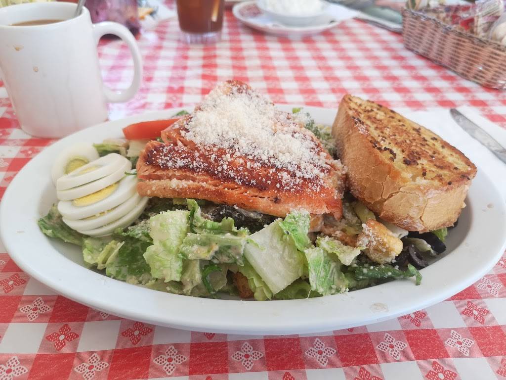 Ellens Danish Pancake House | restaurant | 272 Ave Of The Flags, Buellton, CA 93427, USA | 8056885312 OR +1 805-688-5312