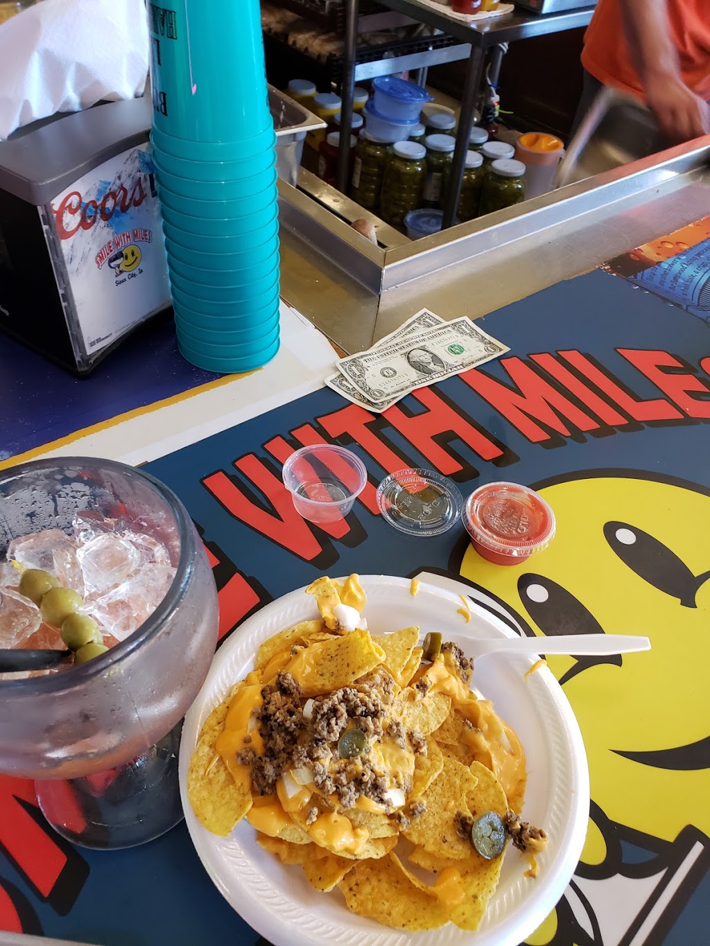 Miles Inn | restaurant | 2622 Leech Ave, Sioux City, IA 51106, USA | 7122769825 OR +1 712-276-9825