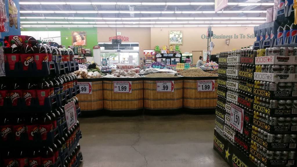 Superior Grocers | bakery | 1010 E Ave. J, Lancaster, CA 93535, USA | 6618020063 OR +1 661-802-0063