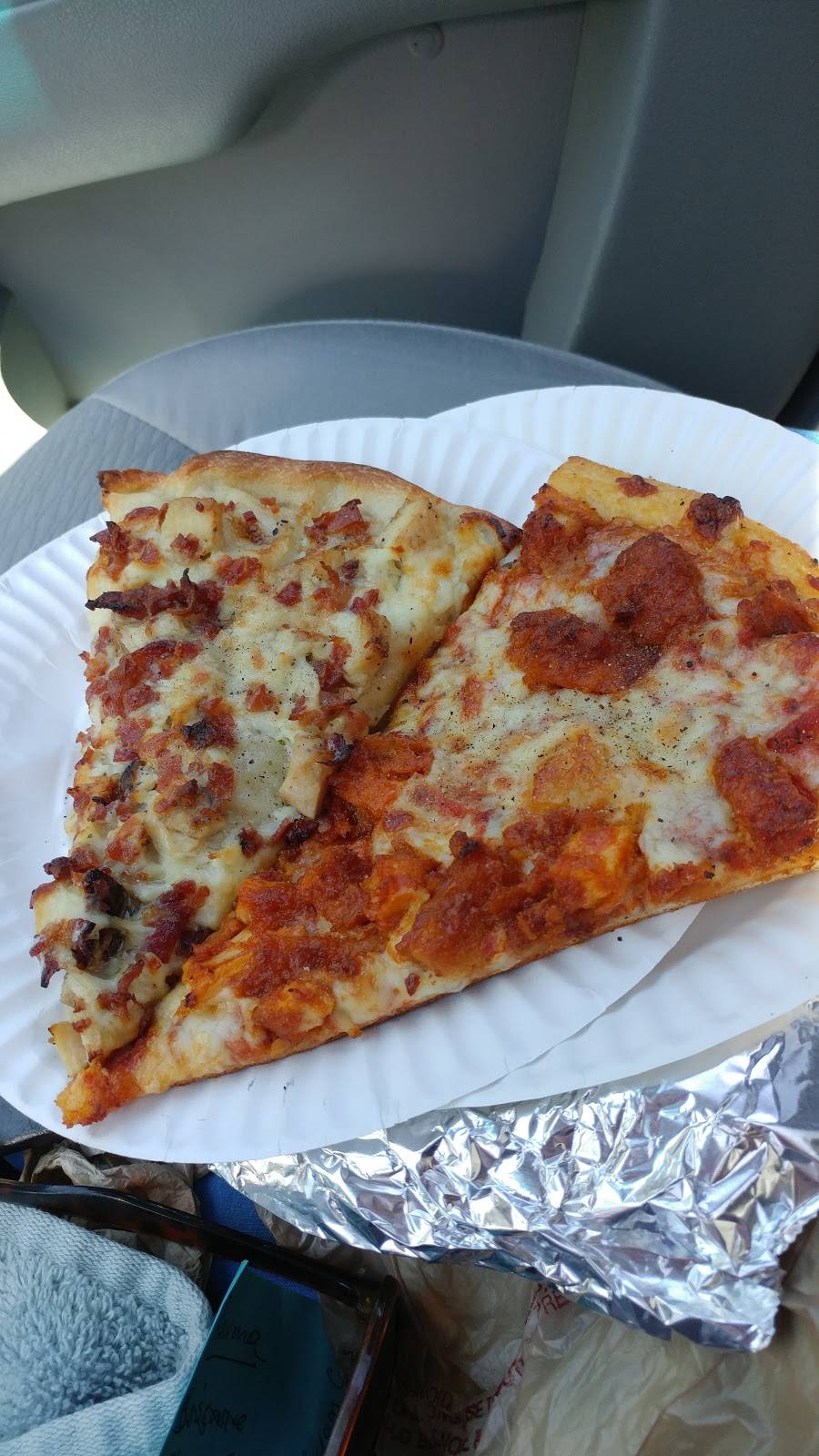 The Village Pizzeria | restaurant | 2381 Us Route 9w, Ravena, NY 12143, USA | 5187568800 OR +1 518-756-8800