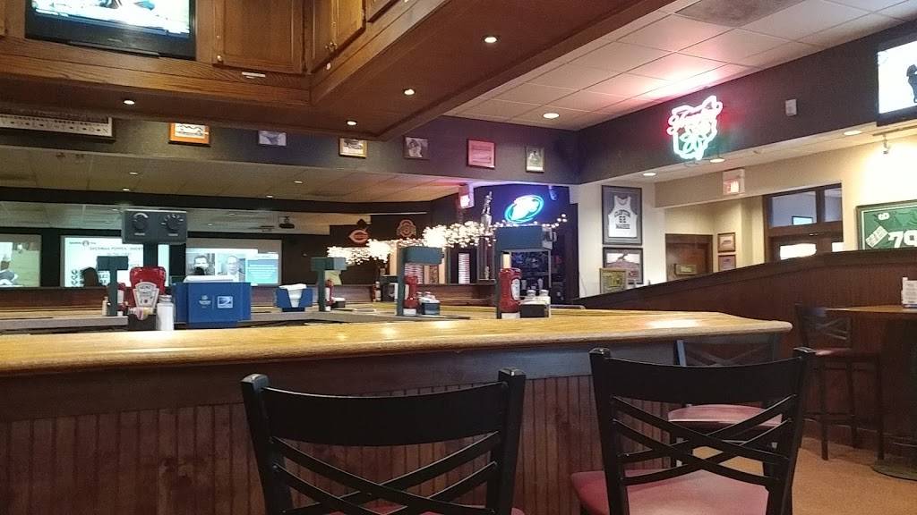 Damons Grill | restaurant | 1045 Eastside Dr, Wilmington, OH 45177, USA | 9373831400 OR +1 937-383-1400