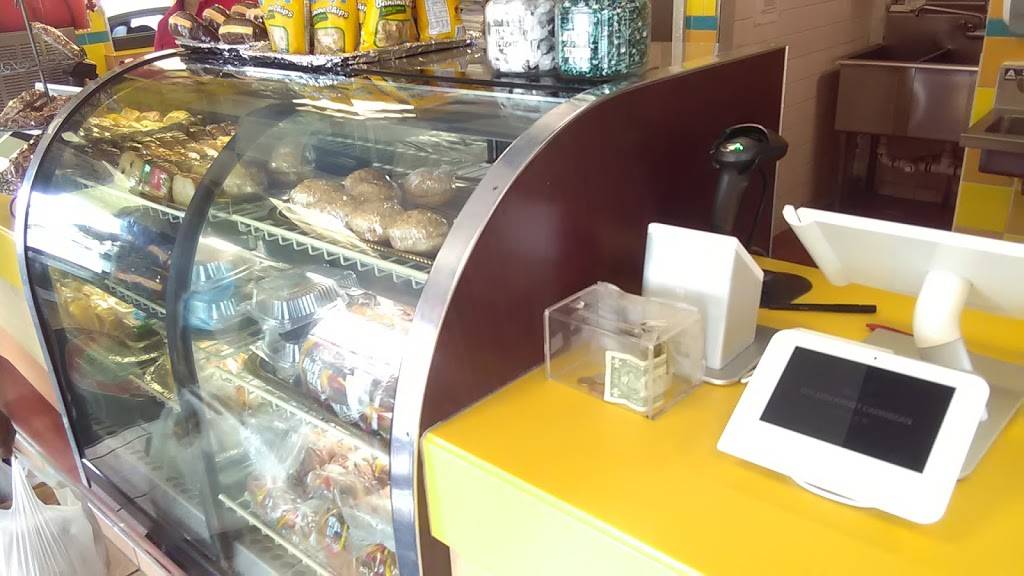 Golden Krust Caribbean Restaurant | bakery | 4120 NW 12th St, Lauderhill, FL 33313, USA | 9545843006 OR +1 954-584-3006