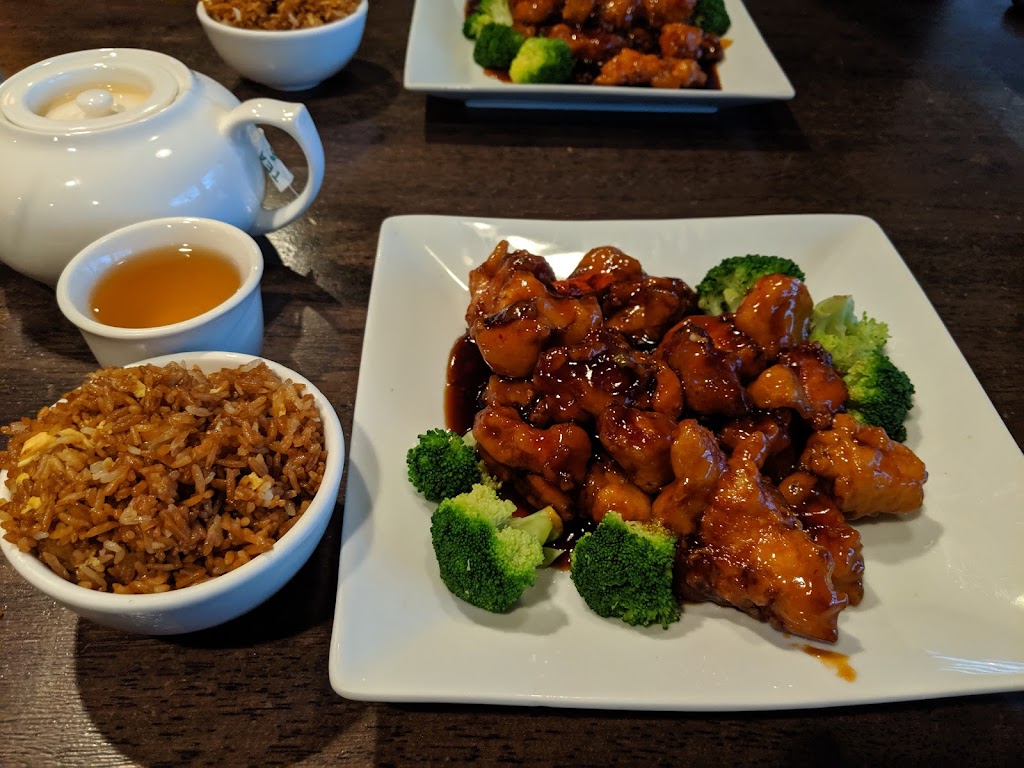 Fortune Palace | restaurant | 12102 W 87th St Pkwy, Lenexa, KS 66215, USA | 9138881188 OR +1 913-888-1188