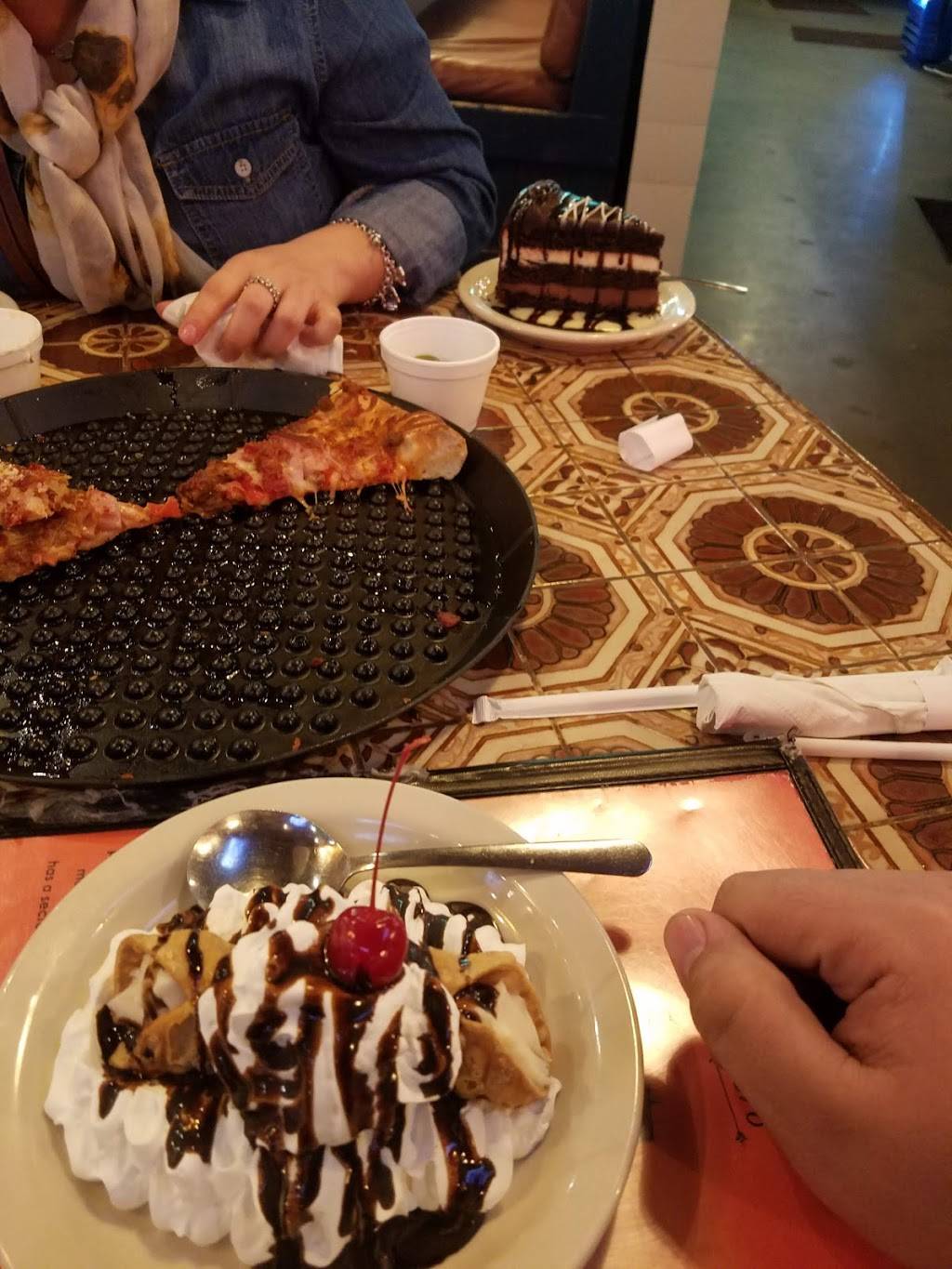 Spankys Homemade Pizza & Bar | restaurant | 4659 Telephone Rd, Houston, TX 77087, USA | 7136433867 OR +1 713-643-3867