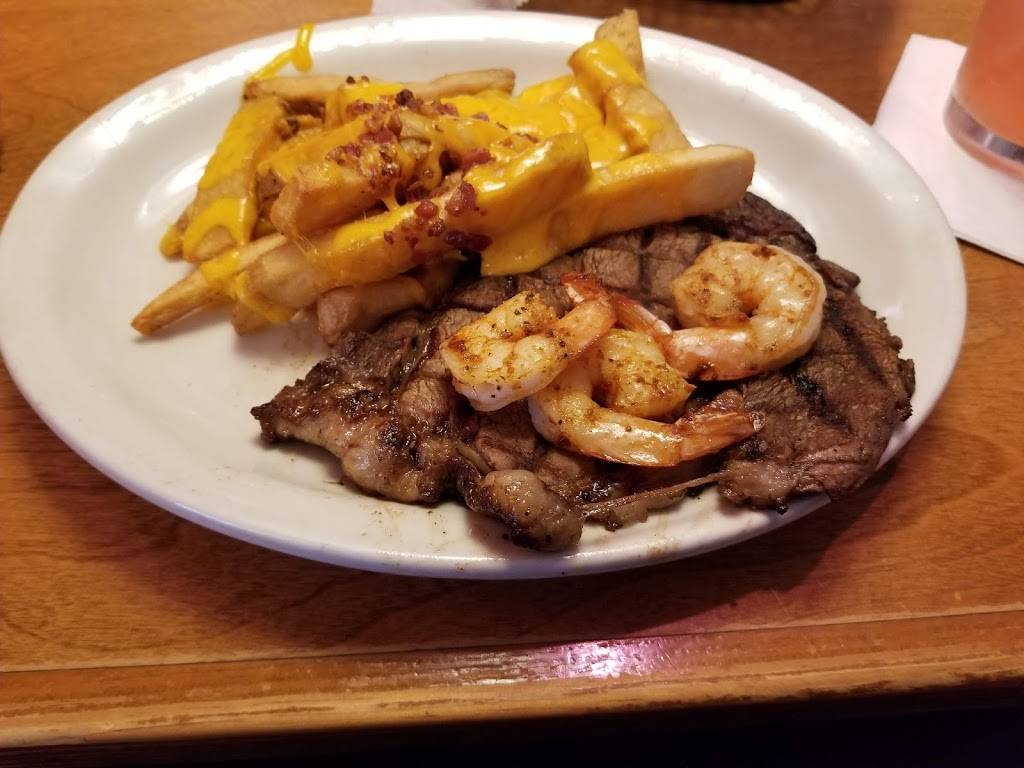 Texas Roadhouse | restaurant | 103 Drury Dr, La Plata, MD 20646, USA | 3013929471 OR +1 301-392-9471