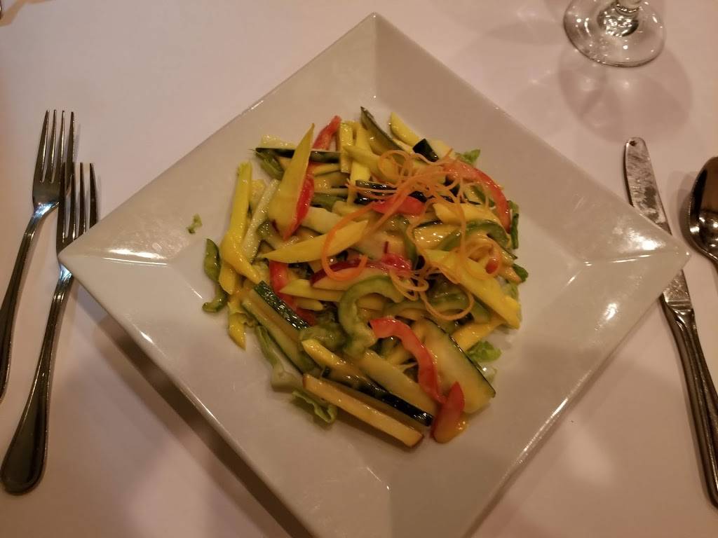 Kinara Cuisine of India | restaurant | 10 Jay St #2141, Tenafly, NJ 07670, USA | 2013997788 OR +1 201-399-7788