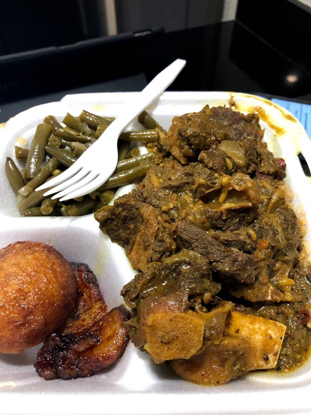 Jamaican & African Cuisine | restaurant | 101 Carriage House Dr, Jackson, TN 38305, USA | 7313004061 OR +1 731-300-4061