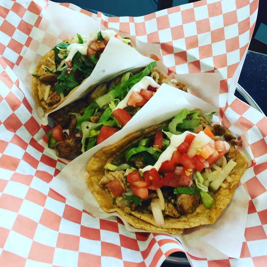 Chepes’s kitchen and catering | restaurant | 2607 S Kostner Ave, Chicago, IL 60623, USA | 7734756524 OR +1 773-475-6524