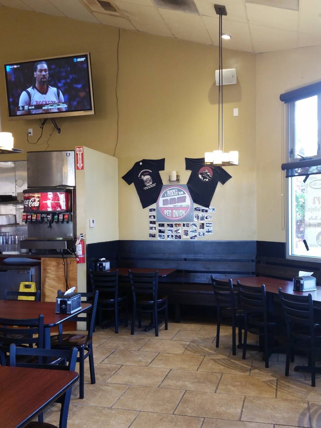 The Original Red Onion | restaurant | 1321 Springs Rd, Vallejo, CA 94591, USA | 7076433808 OR +1 707-643-3808