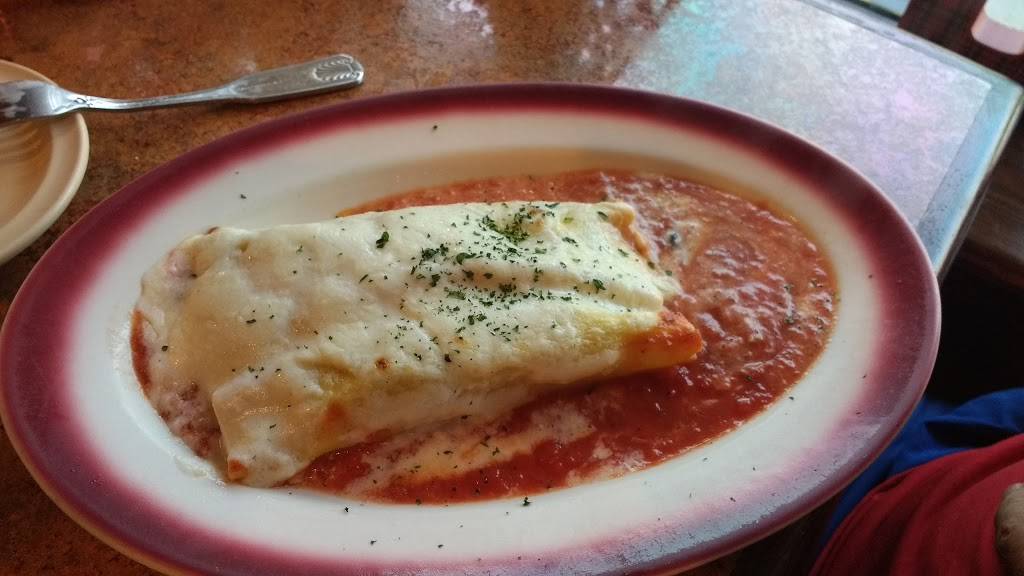 Giuseppes Italian Restaurant | restaurant | 4 S Bay St, Fellsmere, FL 32948, USA | 7725710917 OR +1 772-571-0917