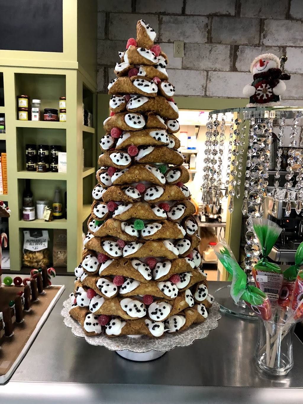 Filomenas Italian Kitchen & Market | restaurant | 2400 Newport Blvd, Costa Mesa, CA 92627, USA | 9496423810 OR +1 949-642-3810