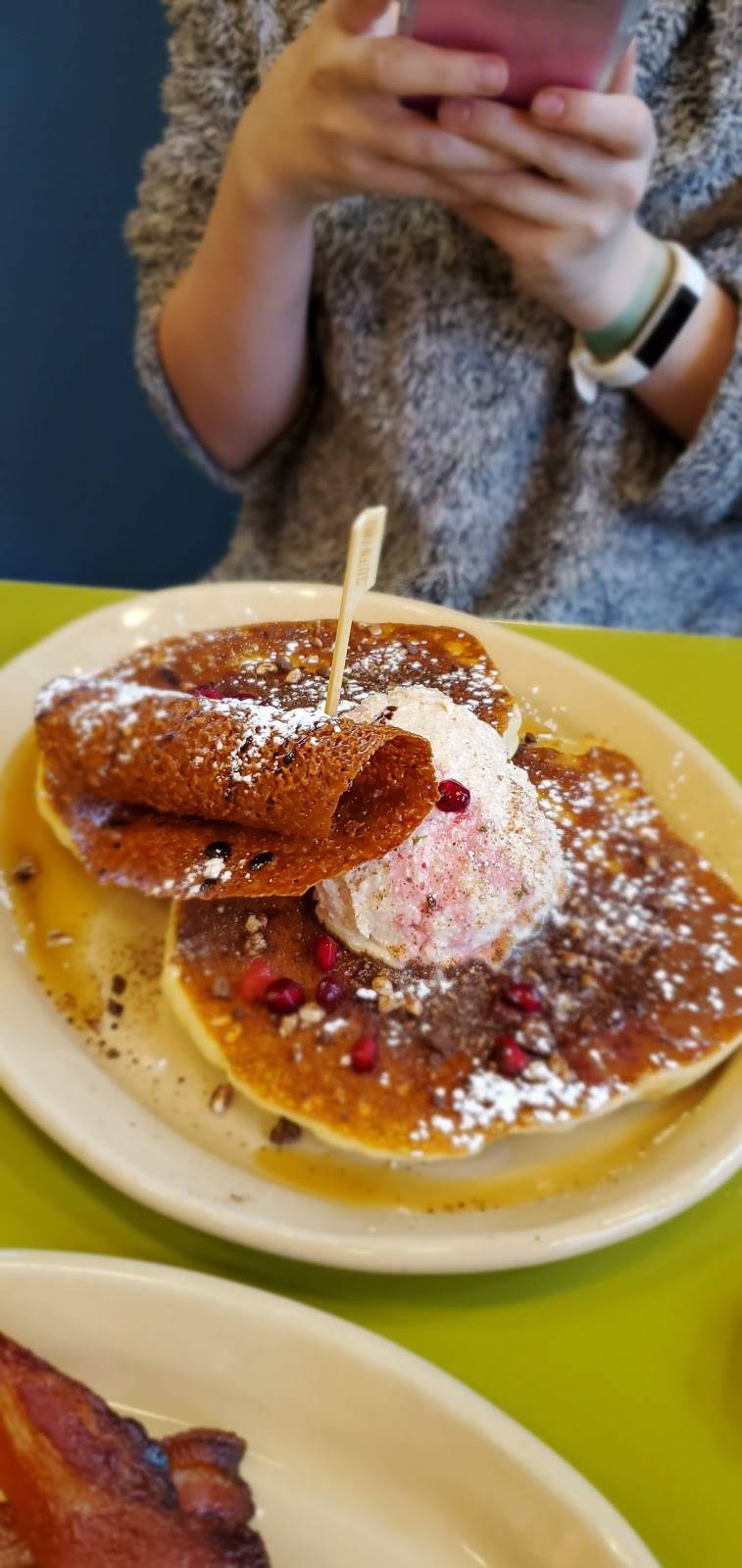 Snooze an AM Eatery | restaurant | 2150 W 7th St #108, Fort Worth, TX 76107, USA | 6823509970 OR +1 682-350-9970