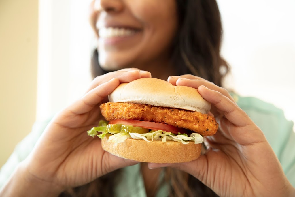 Culver’s | restaurant | 3609 Raleigh Rd Pkwy W, Wilson, NC 27896, USA | 2526402411 OR +1 252-640-2411