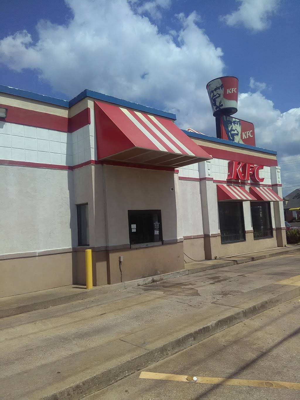 KFC | restaurant | 411 S Jackson St, Jacksonville, TX 75766, USA | 9035861341 OR +1 903-586-1341