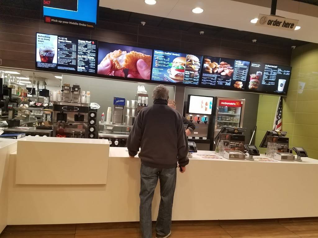McDonalds | cafe | 9191 IL-140, Hamel, IL 62046, USA | 6186332131 OR +1 618-633-2131