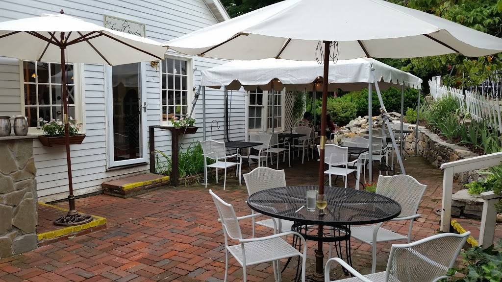 The Secret Garden Cafe | restaurant | 404 Mill St, Occoquan, VA 22125, USA | 7034942848 OR +1 703-494-2848