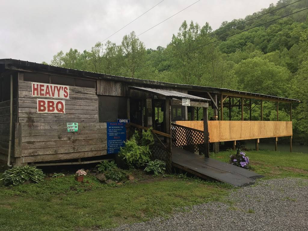 Heavys Barbeque | restaurant | 125 Benfield Ln, Harrogate, TN 37752, USA | 4238010602 OR +1 423-801-0602