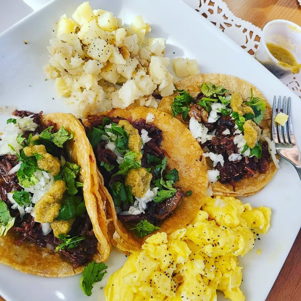 Jaramillos Home Cookn | restaurant | 301 Hamilton St, Racine, WI 53402, USA | 2624560085 OR +1 262-456-0085