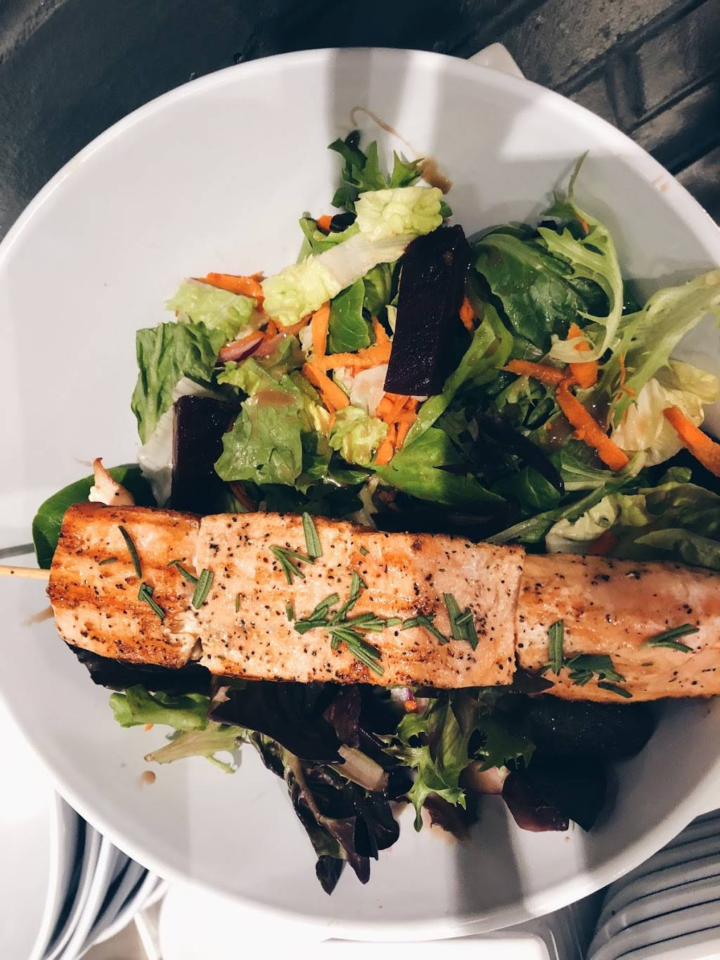 Simply Fresh | restaurant | 6811 Elm St, McLean, VA 22101, USA | 7038211869 OR +1 703-821-1869