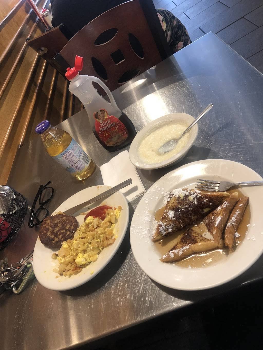 Happy Restaurant | restaurant | 5601 Germantown Ave, Philadelphia, PA 19144, USA | 2158434122 OR +1 215-843-4122