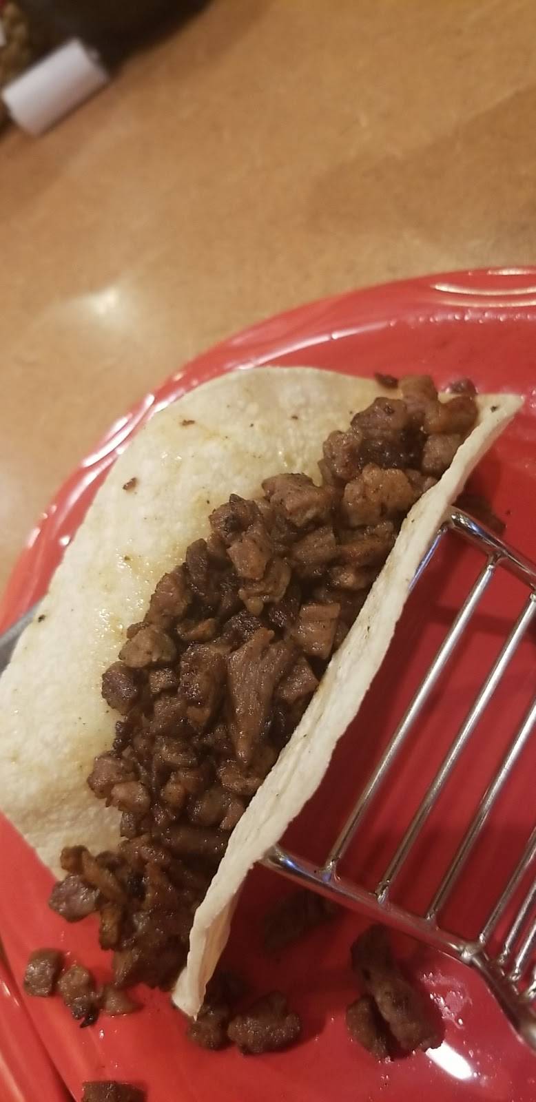 La Méxicana | restaurant | 3333 Ramada Rd, Grand Island, NE 68801, USA | 3086753886 OR +1 308-675-3886