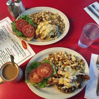 Galaxy Diner-Restaurant | restaurant | 4241 Main St, Bridgeport, CT 06606, USA | 2033728398 OR +1 203-372-8398