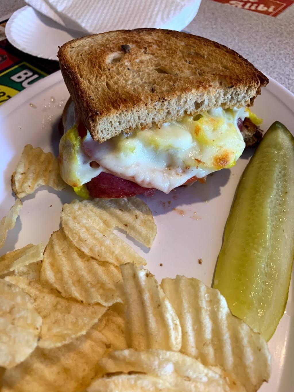 The Alibi | restaurant | 1424 Scalp Ave, Johnstown, PA 15904, USA | 8142668115 OR +1 814-266-8115