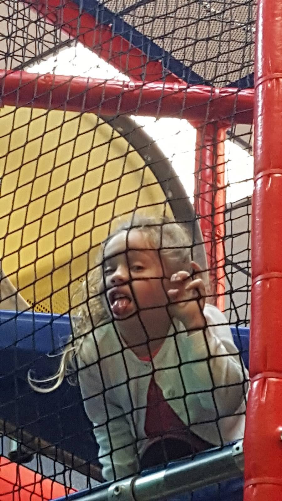 Subway | meal takeaway | 11 W Marine Dr, Astoria, OR 97103, USA | 5033253322 OR +1 503-325-3322