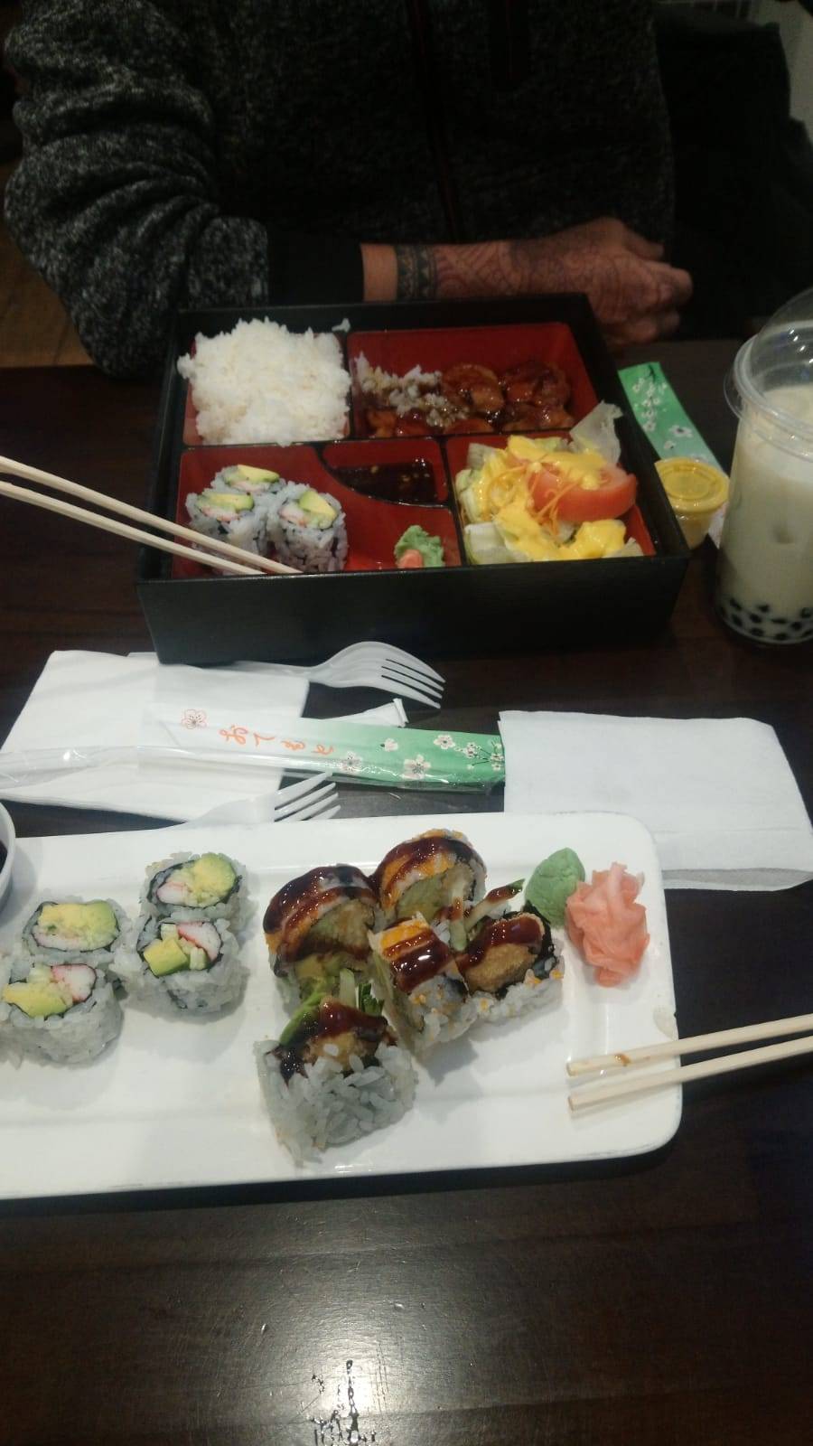 Ikura Sushi | restaurant | 646 Grand St, Brooklyn, NY 11211, USA | 9292959315 OR +1 929-295-9315