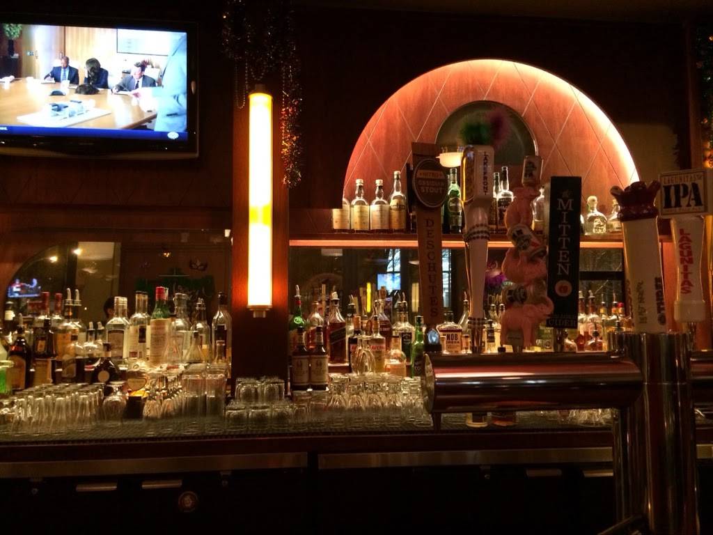 Fat Cat Restaurant & Bar | restaurant | 4840 N Broadway, Chicago, IL 60613, USA | 7735063100 OR +1 773-506-3100