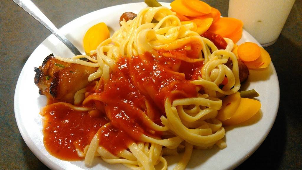 Dewick-MacPhie Dining Center | restaurant | 25 Latin Way Rd, Medford, MA 02155, USA | 6176273462 OR +1 617-627-3462