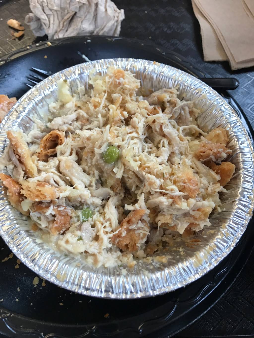 KFC | restaurant | 6190 Steubenville Pike, McKees Rocks, PA 15136, USA | 4127871466 OR +1 412-787-1466