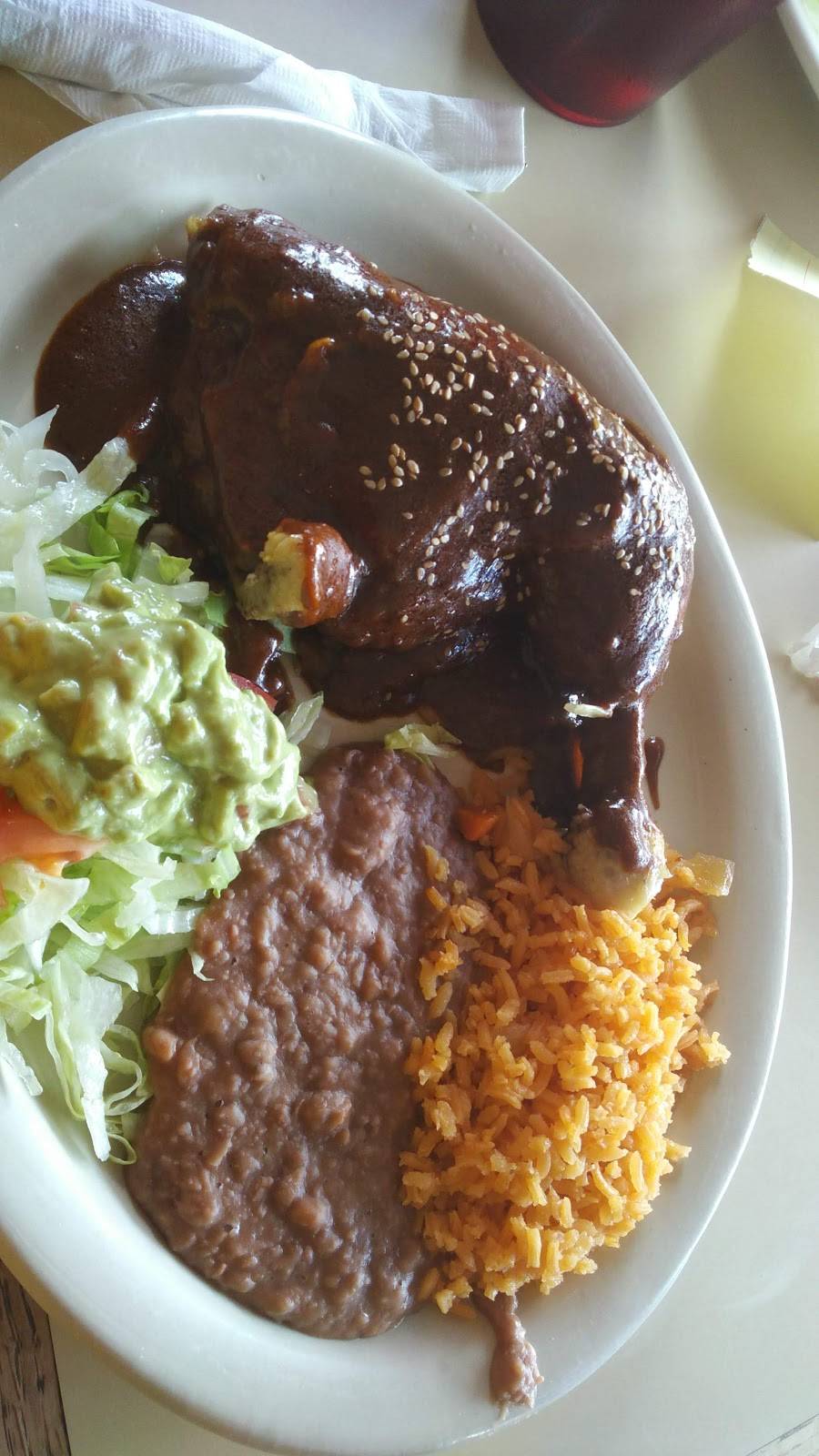 Taqueria El Tapatio De Jalisco | restaurant | 5323 Roosevelt Ave, San Antonio, TX 78214, USA | 2109242777 OR +1 210-924-2777