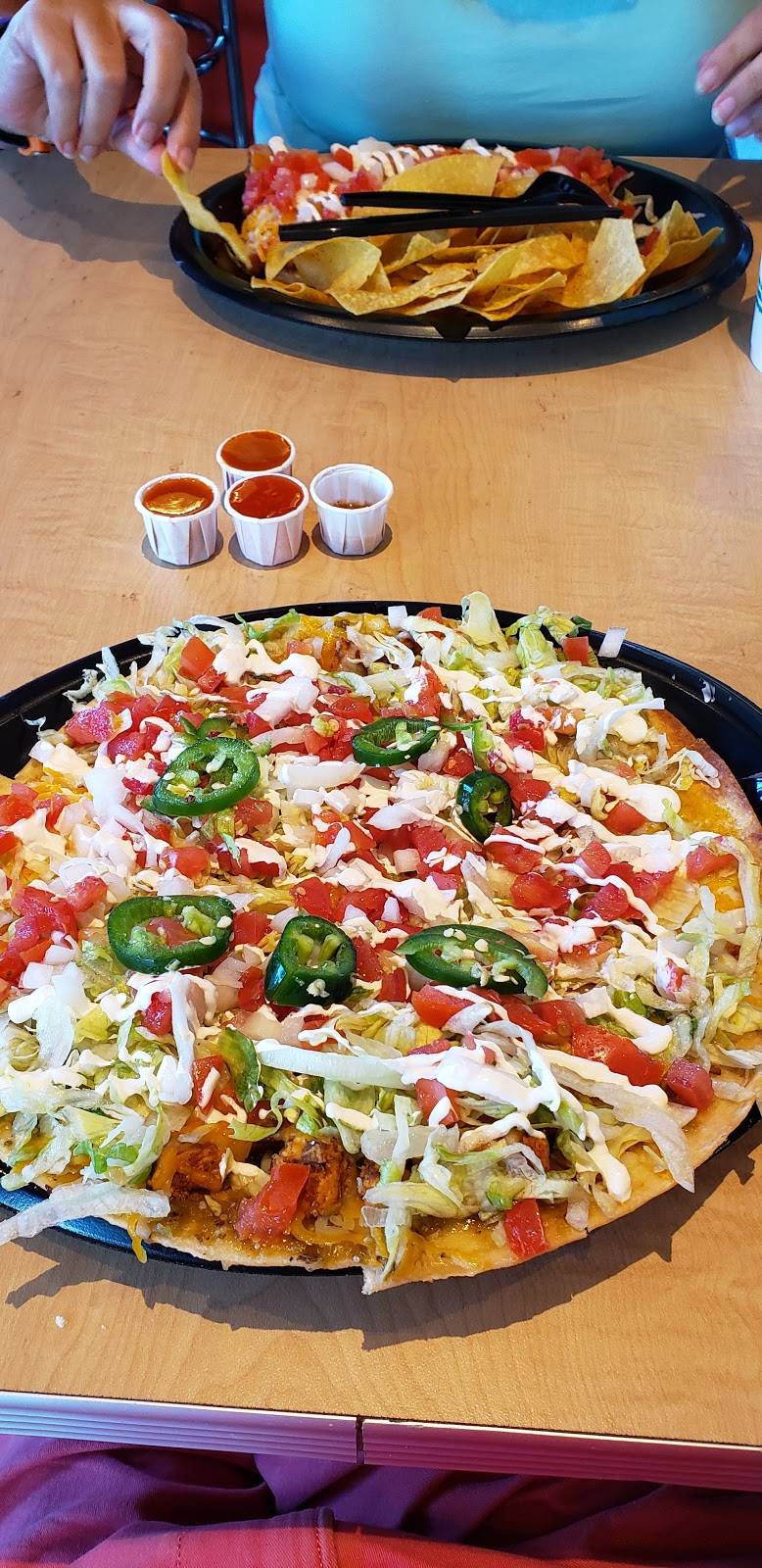 Tijuana Flats | restaurant | 6527 Old Brick Road, Windermere, FL 34786, USA | 4076021880 OR +1 407-602-1880