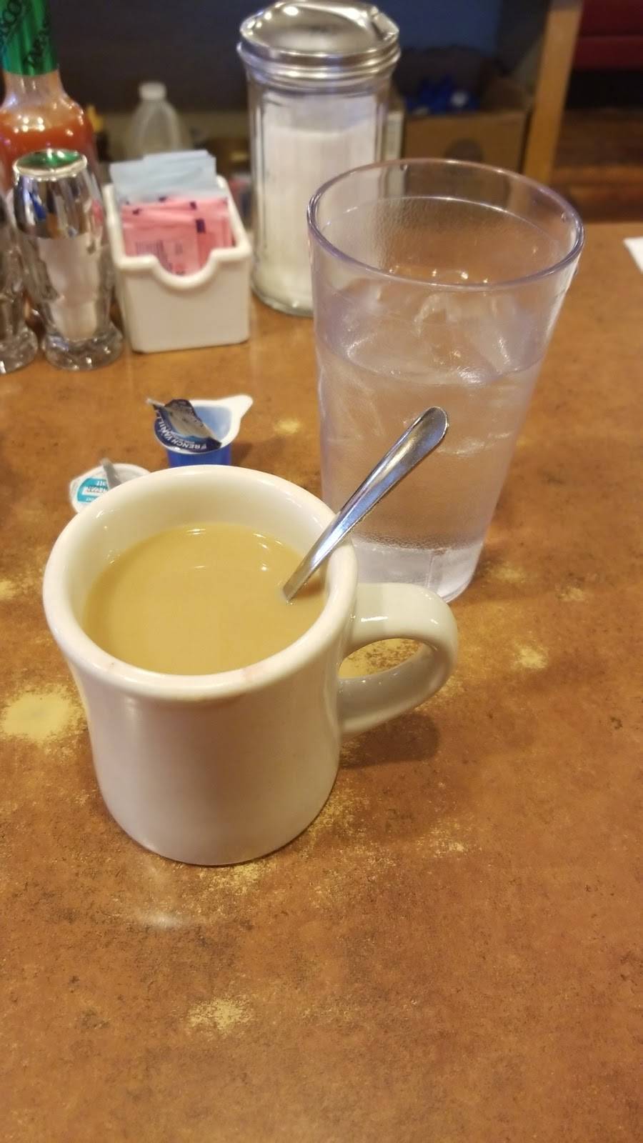 Moores Family Restaurant | restaurant | 2490 S 1900 W, Ogden, UT 84401, USA | 8017310636 OR +1 801-731-0636