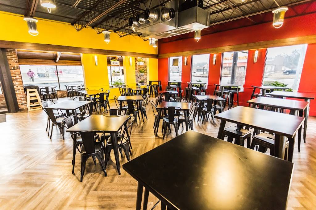 Strips Chicken | restaurant | 1110 E Santa Fe St, Olathe, KS 66061, USA | 9132105170 OR +1 913-210-5170