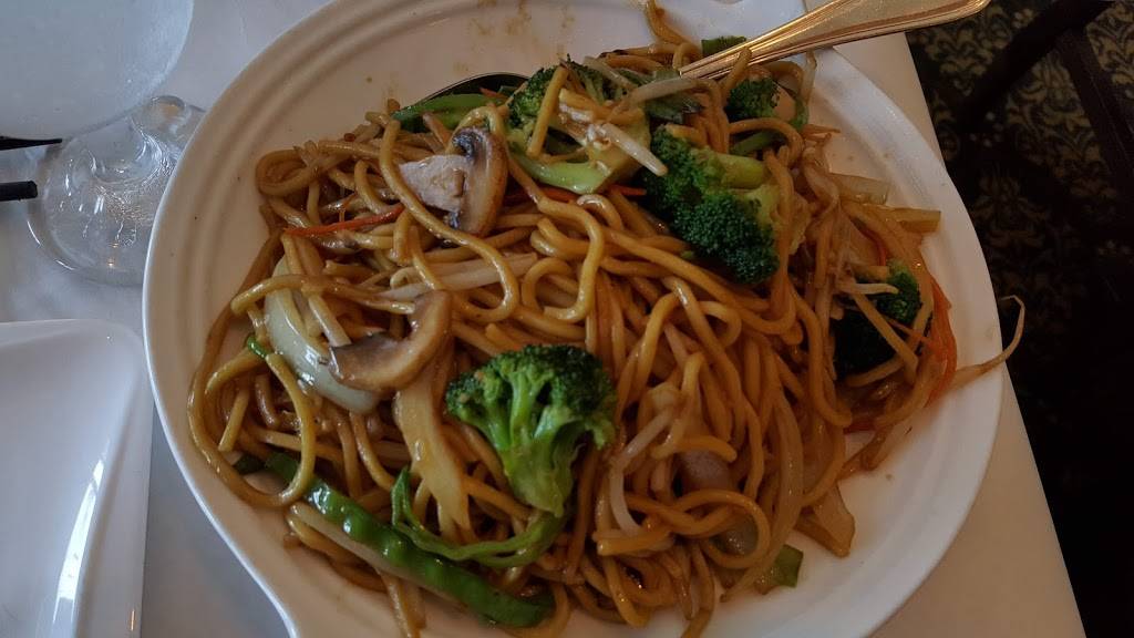 Shu Restaurant | restaurant | 1795 Post Rd, Fairfield, CT 06824, USA | 2032556888 OR +1 203-255-6888