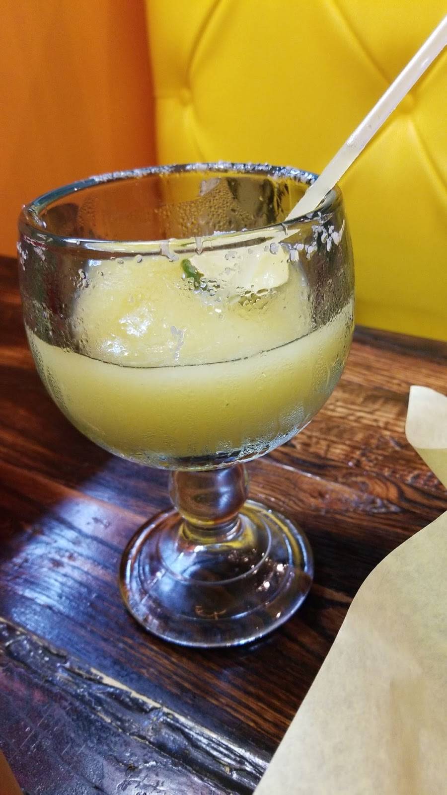 Hacienda Tacos | restaurant | 12086 N May Ave, Oklahoma City, OK 73120, USA | 4052543140 OR +1 405-254-3140