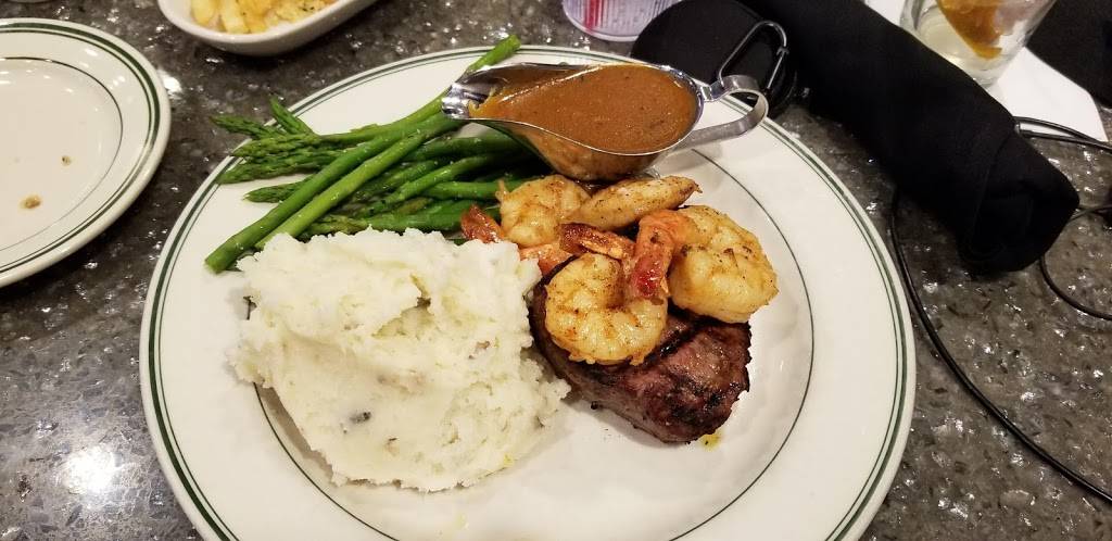 Redwood Steakhouse | restaurant | 12 E Ogden Ave, Las Vegas, NV 89101, USA | 7023882630 OR +1 702-388-2630