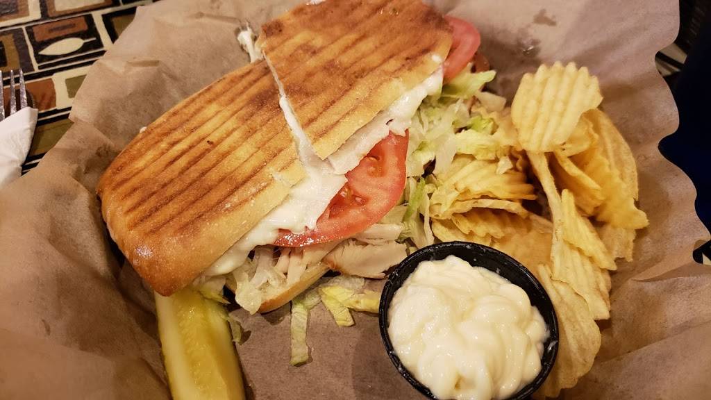 Jarretys Place | cafe | 701 Main St, Rochester, IN 46975, USA | 5742237101 OR +1 574-223-7101