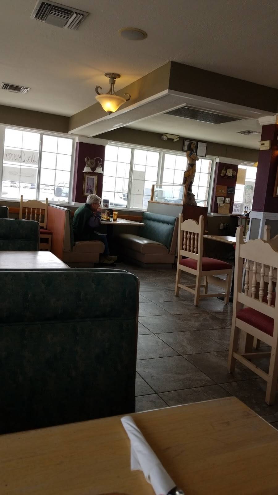 Three Points Restaurant | restaurant | 9470 S Sasabe Hwy, Tucson, AZ 85735, USA | 5204901638 OR +1 520-490-1638