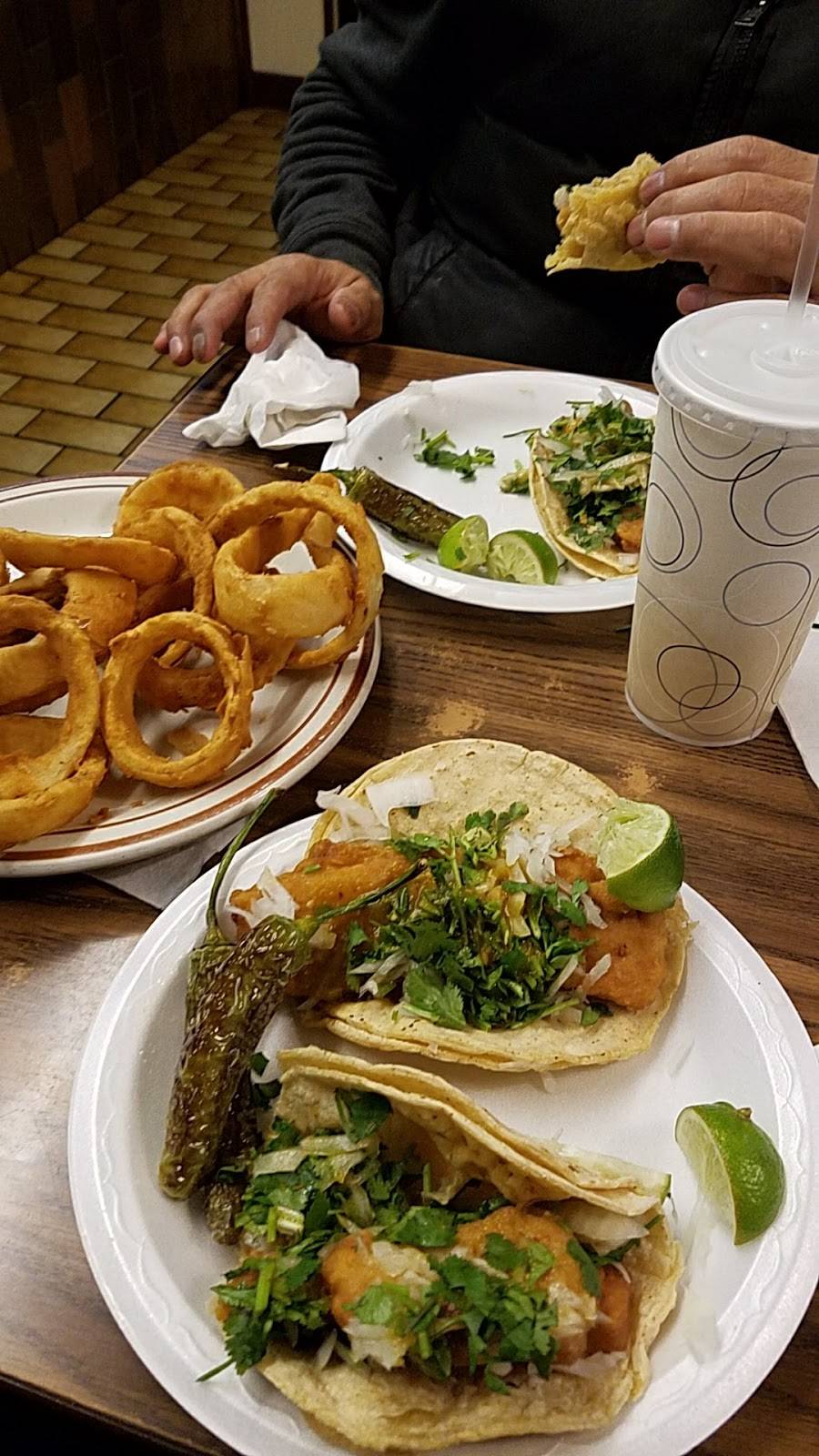 Cozy Corner Drive In | restaurant | 426 N Harbor Blvd, Santa Ana, CA 92703, USA | 7145543240 OR +1 714-554-3240