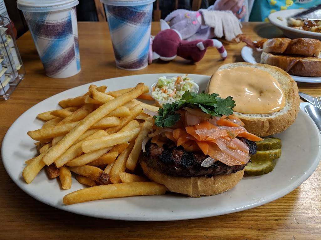 Hanks Place | restaurant | 1625 Creek Rd, Chadds Ford, PA 19317, USA | 6103887061 OR +1 610-388-7061